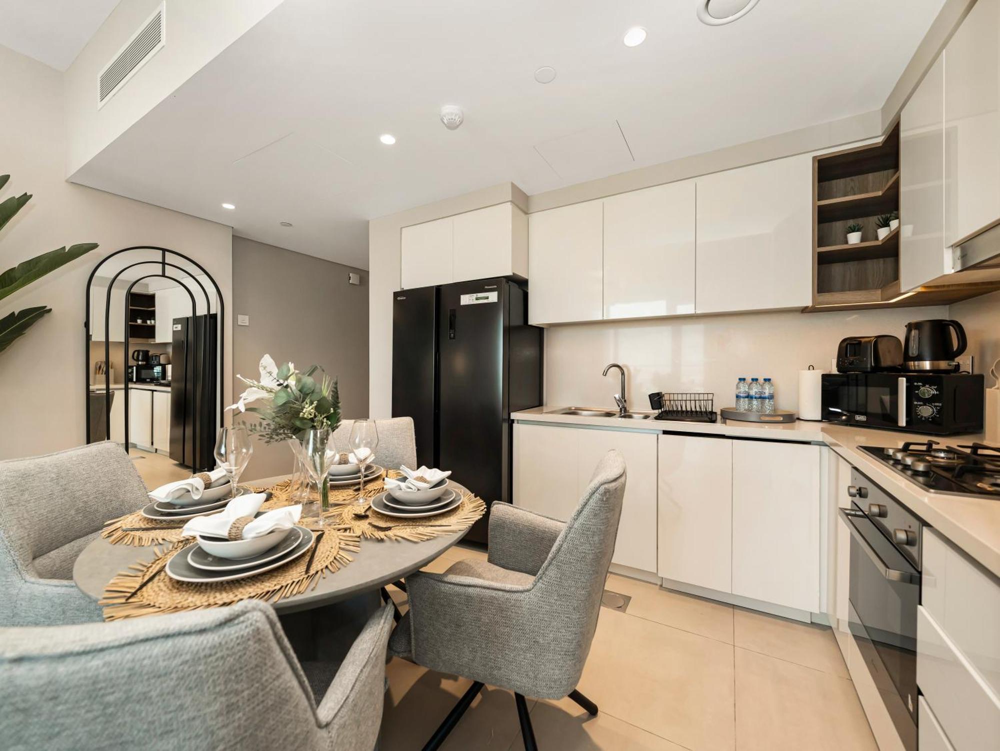 Royal Vista At Downtown Views Ii - Views - Brand New Luxury 2br Dubai