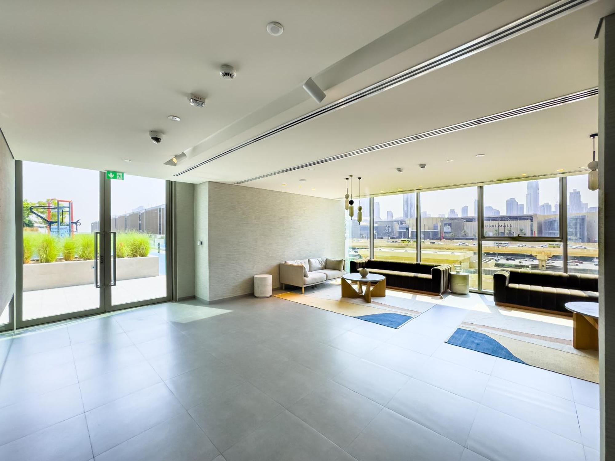 New Luxurious 2br Between Difc & Downtown Difc View Dubai