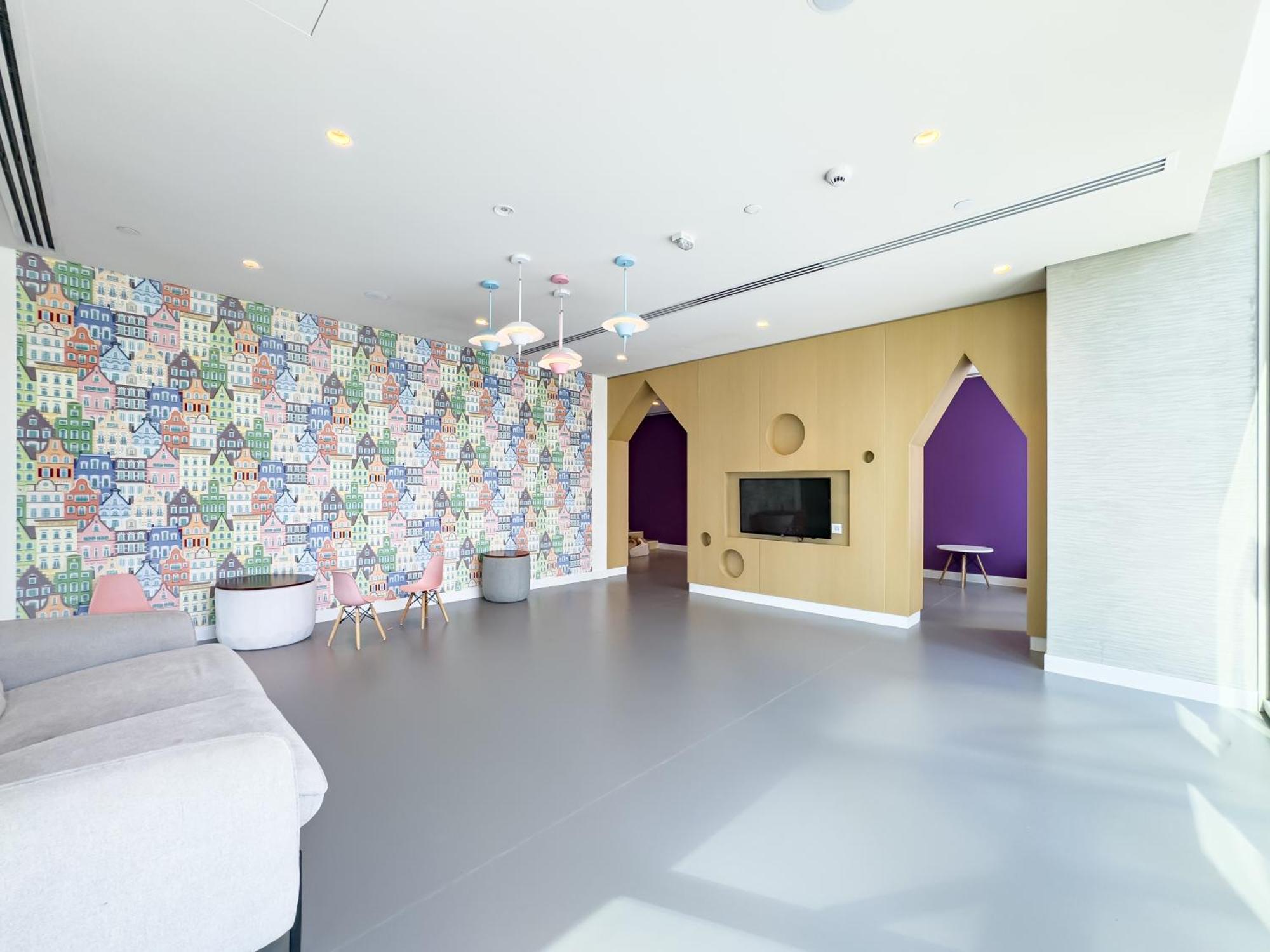New Luxurious 2br Between Difc & Downtown Difc View Apartment