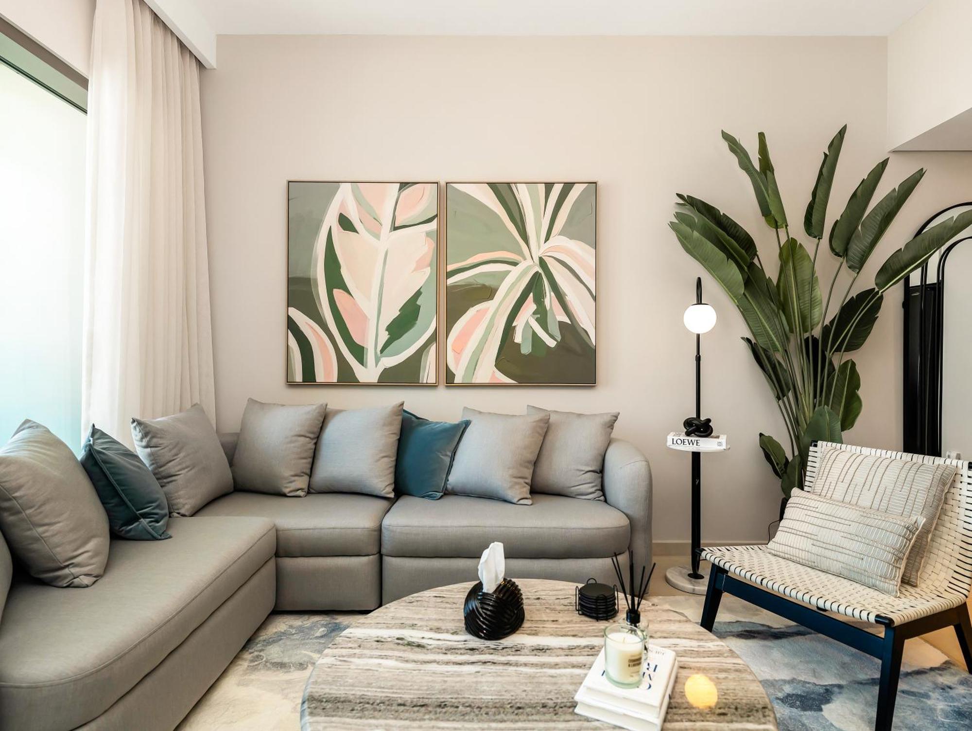 New Luxurious 2br Between Difc & Downtown Difc View