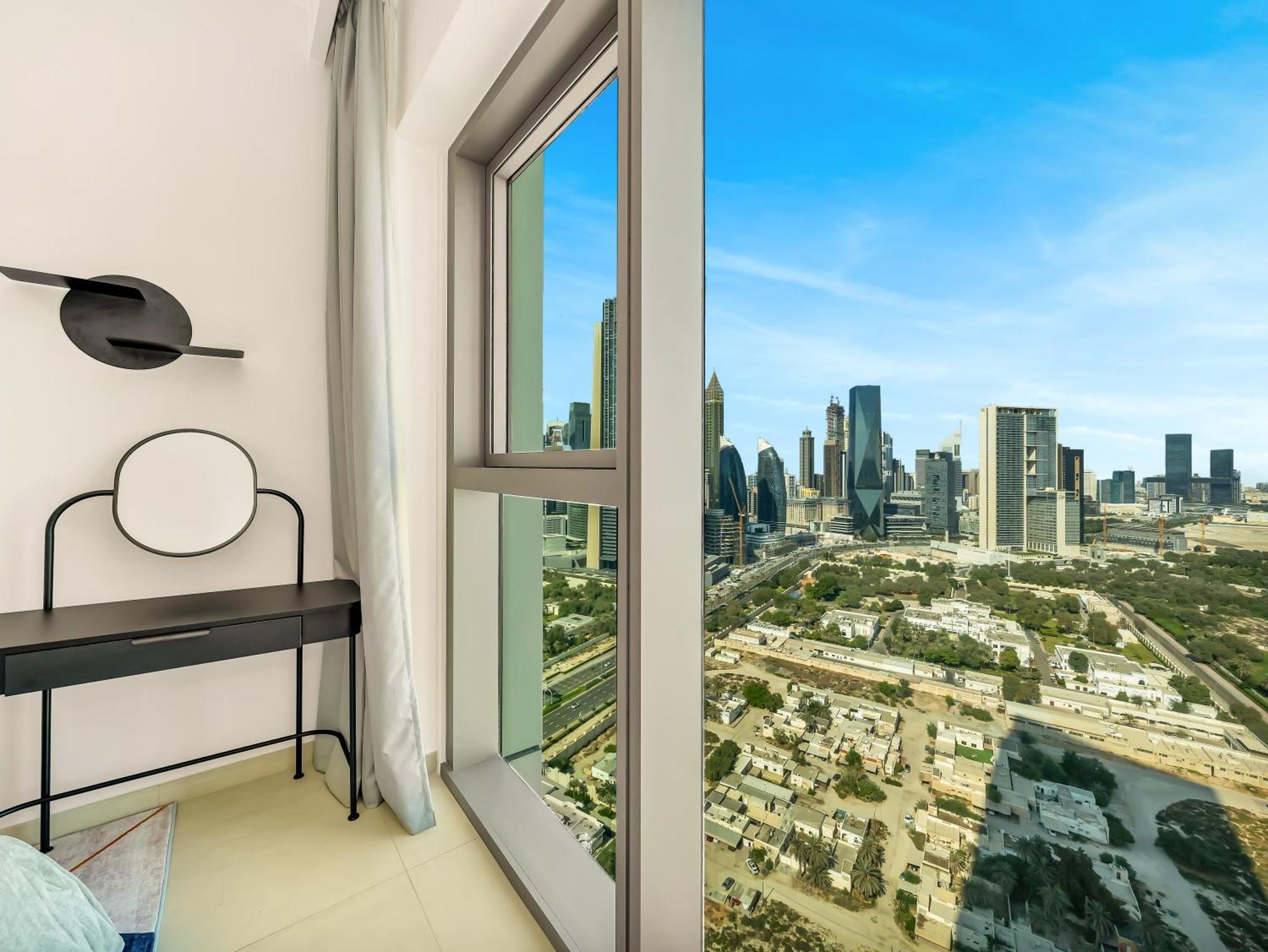New Luxurious 2br Between Difc & Downtown Difc View Apartment Dubai