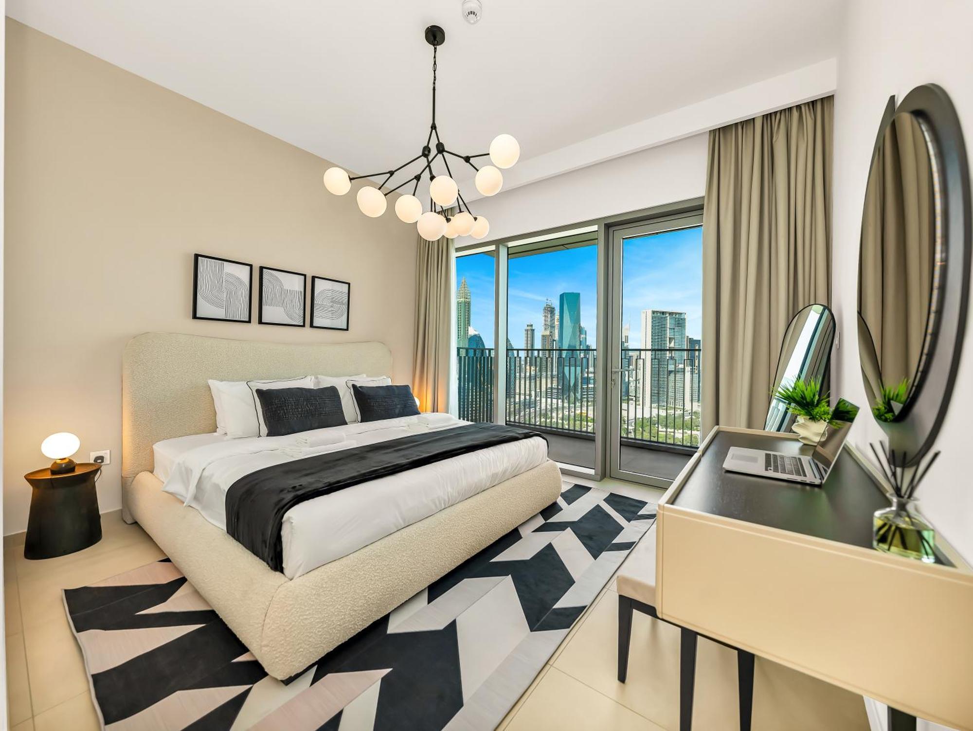 New Luxurious 2br Between Difc & Downtown Difc View Apartment