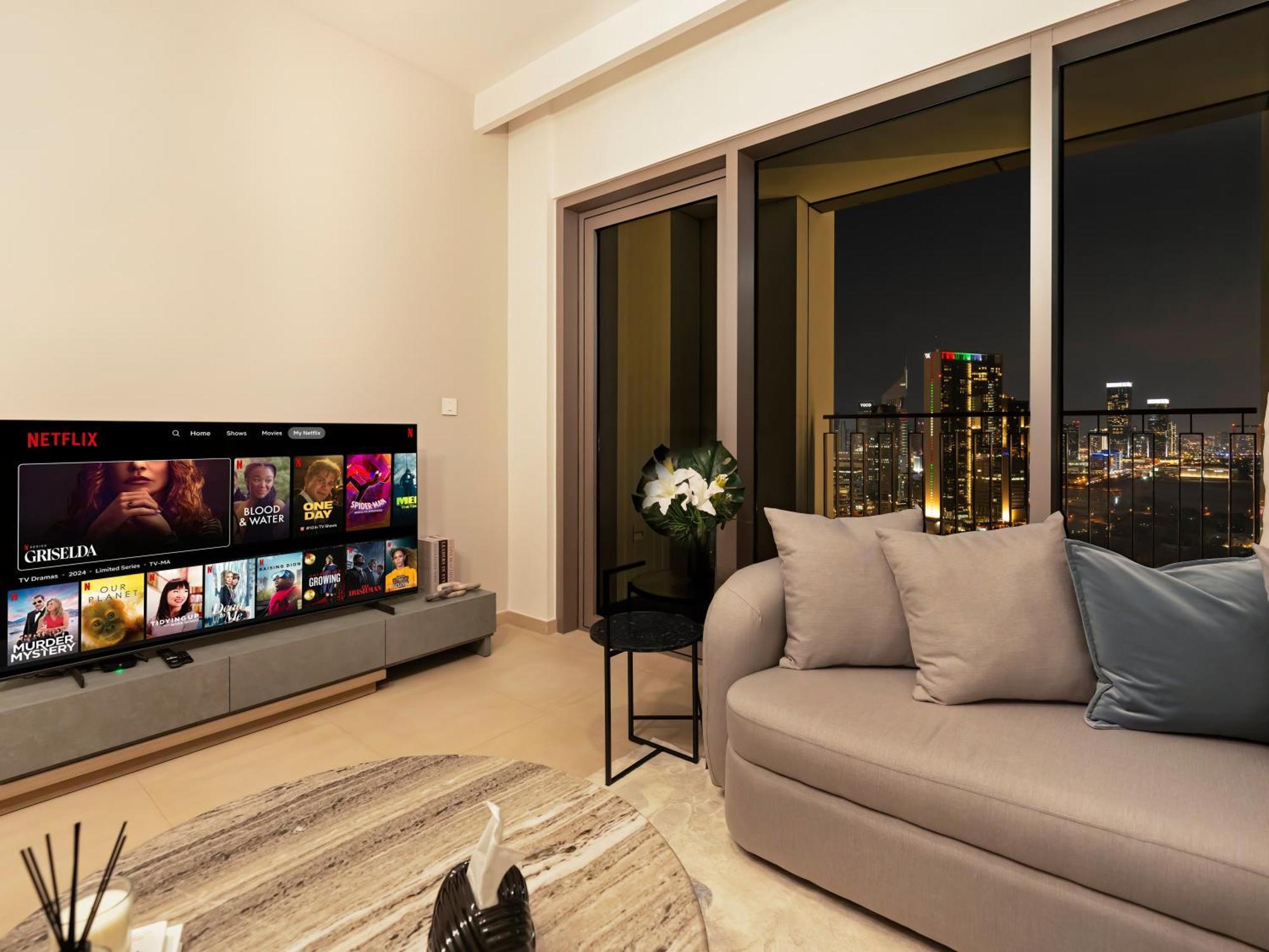 New Luxurious 2br Between Difc & Downtown Difc View Dubai